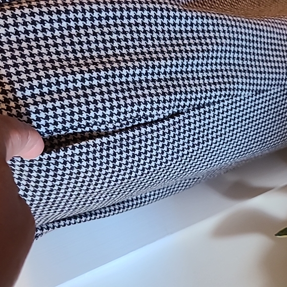 Eddie Bauer Black/White Houndstooth Wool Trousers/Pants sz 10 - Picture 7 of 10